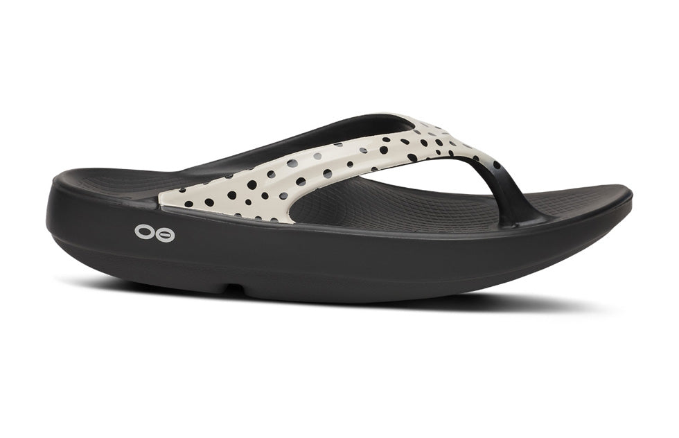 1403PBL OOlala Limited Pebble - Women's